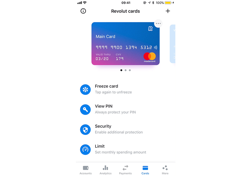 Foto de pantalla de Revolut en teléfono